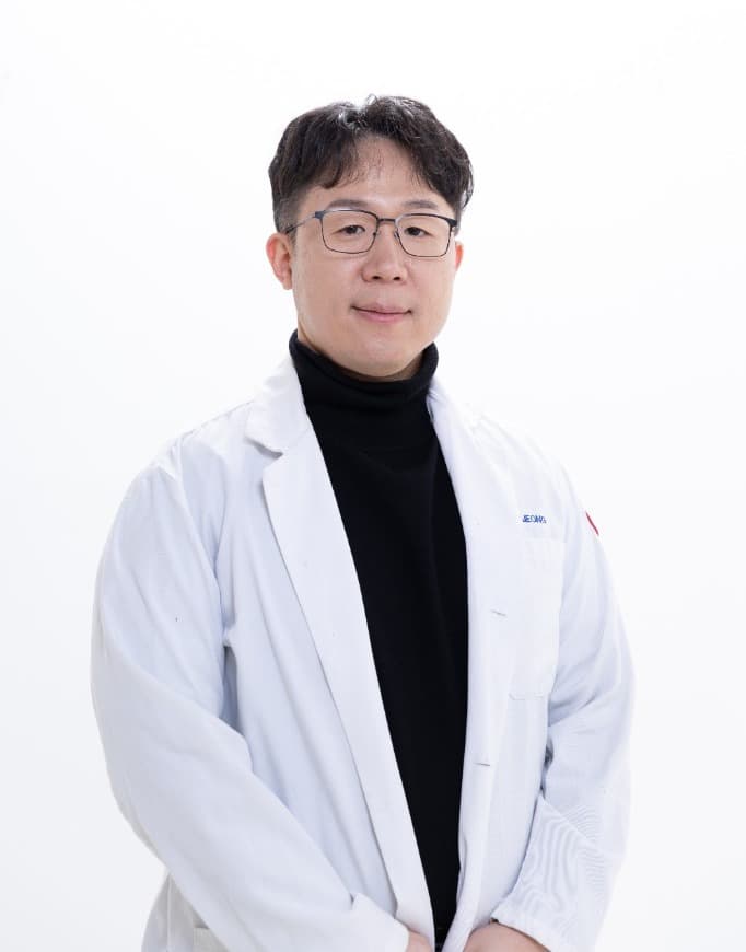 Dr. Jinwoo Jeong, DMD